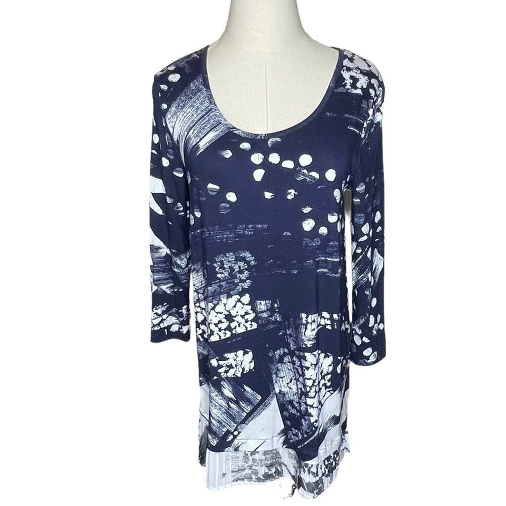 Lynn Ritchie Silver Size Small Pullover Knit Tunic Tee Pleated Hi-Low Hem